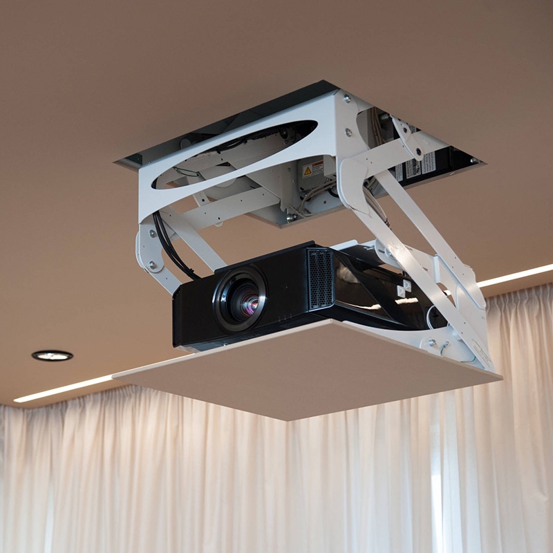 Junnan Audiovisual Technolog's Projector Lifter Caso de uso